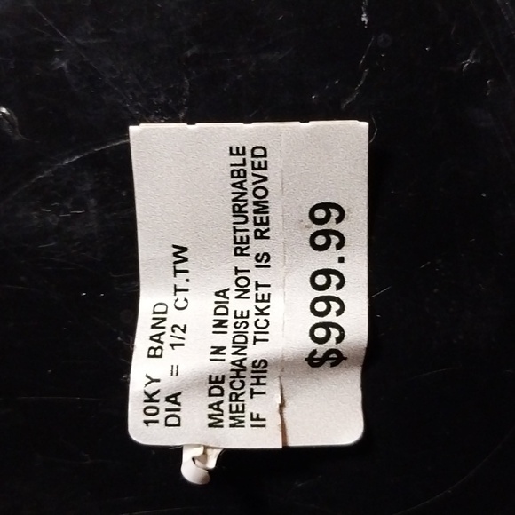 Diamond 10K Band - Picture 5 of 5